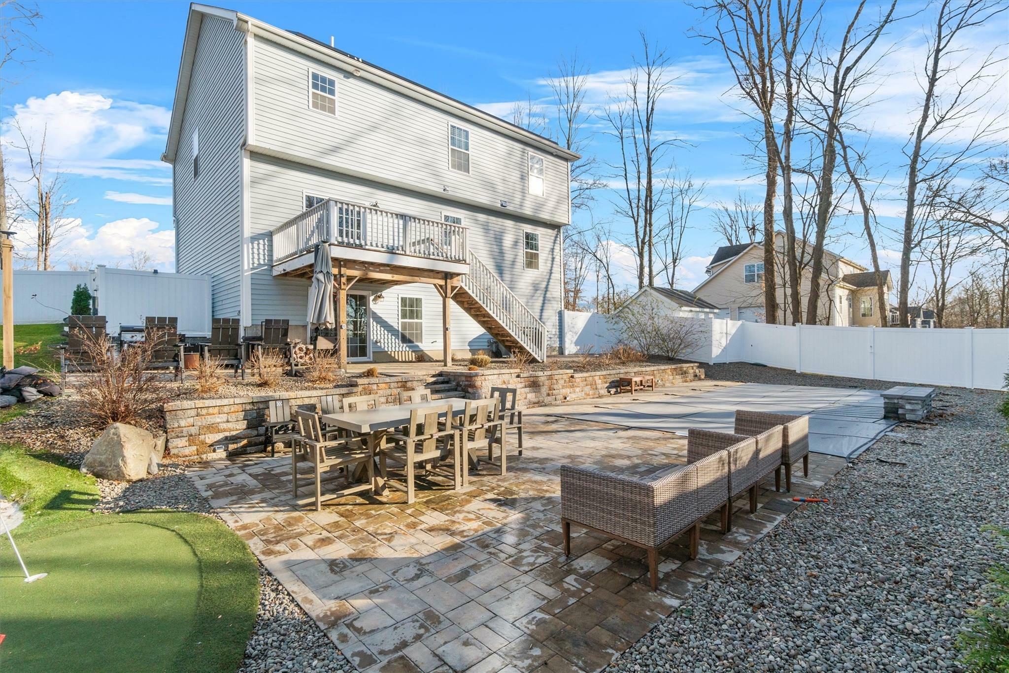 Property Photo:  16 Copper Rock Road  NY 12586 