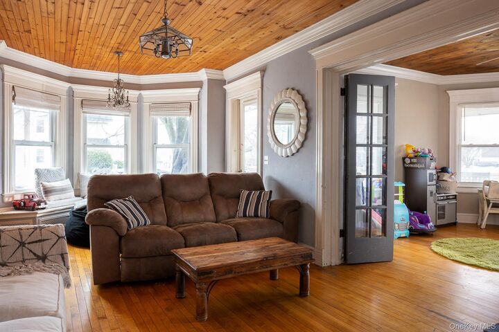 Property Photo:  89 Cedar Avenue  NY 11772 
