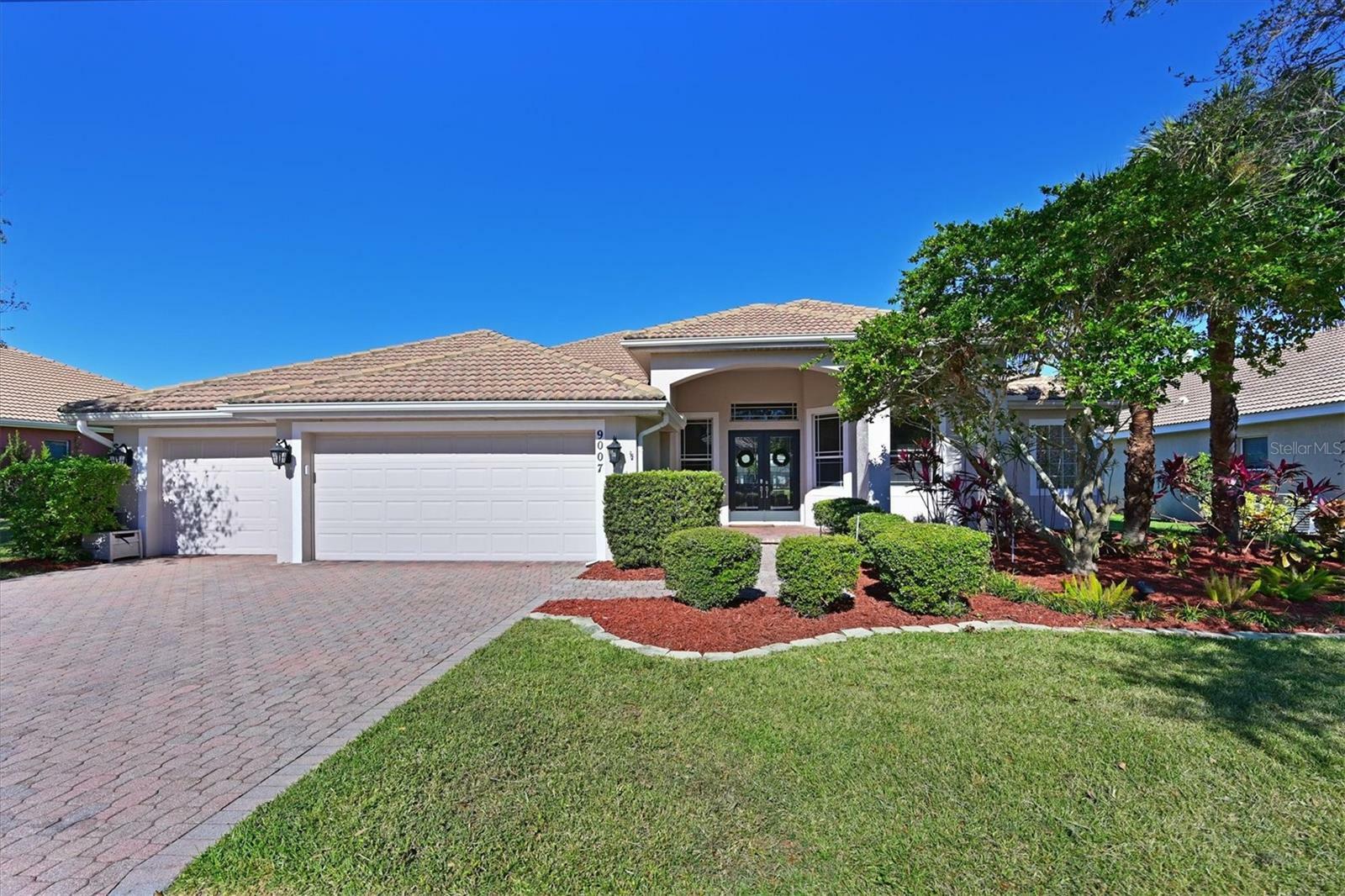 Property Photo:  9007 Brookfield Terrace  FL 34212 