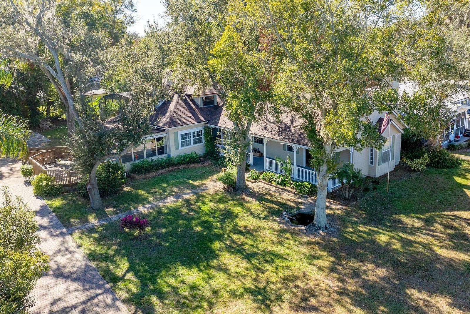 Property Photo: 1109 Lakeshore Boulevard FL 34769
