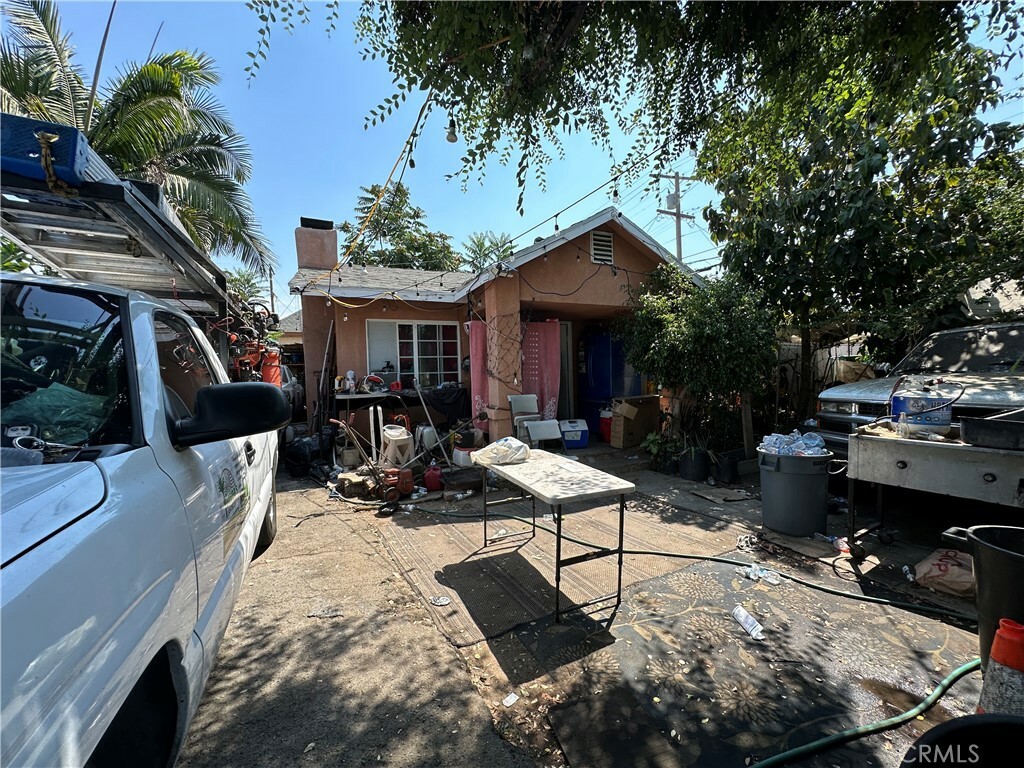 Property Photo: 756 Williamson Avenue CA 90022