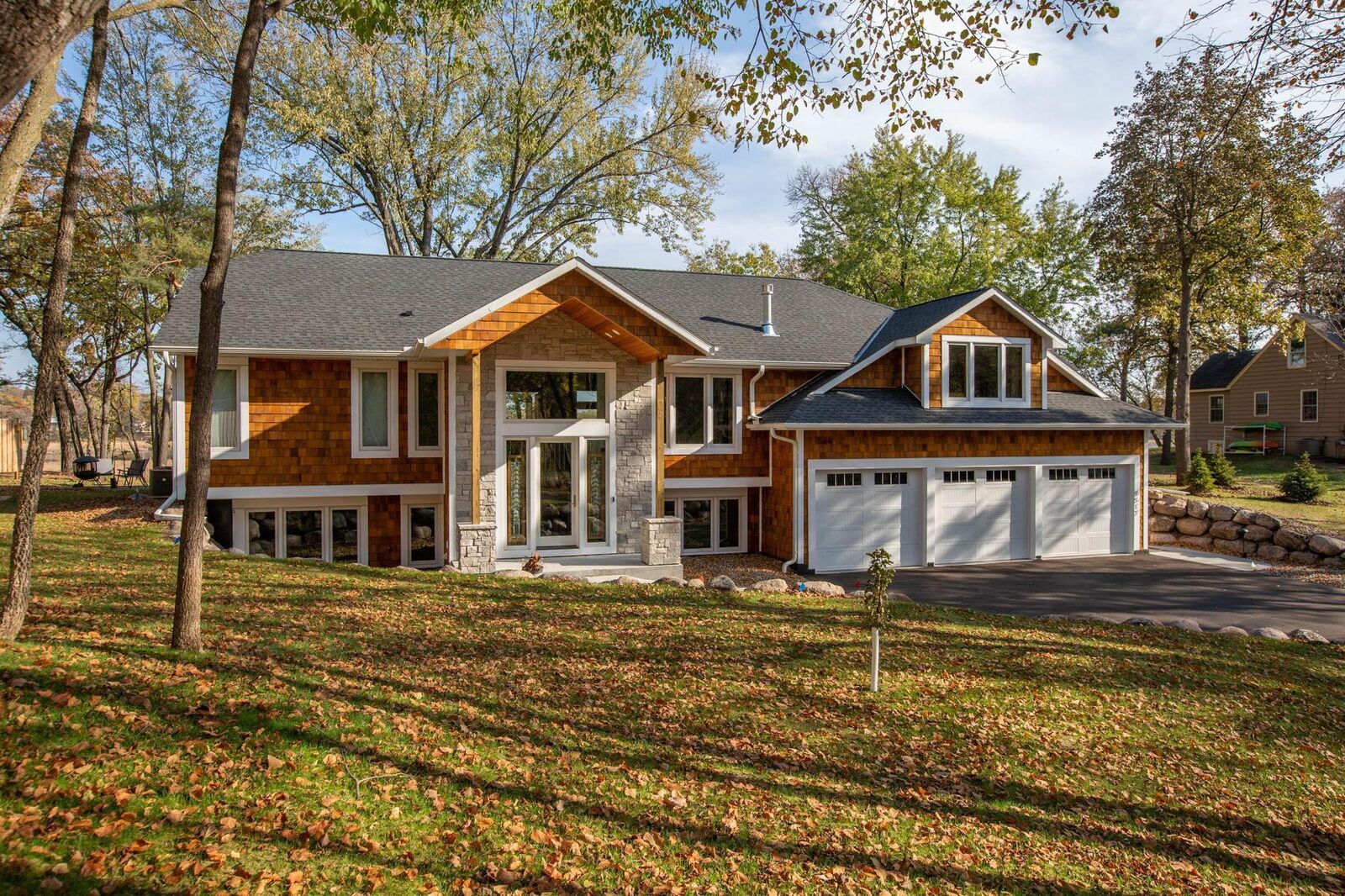 Property Photo: 5517 Dickson Road MN 55345