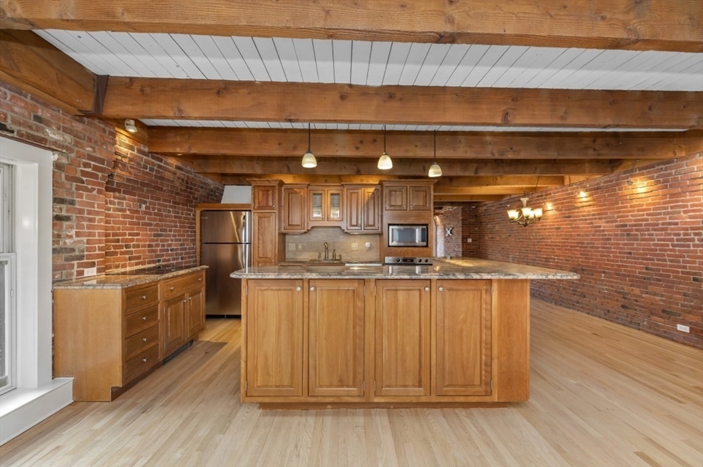 Property Photo:  130 Fulton Street 20  MA 02109 