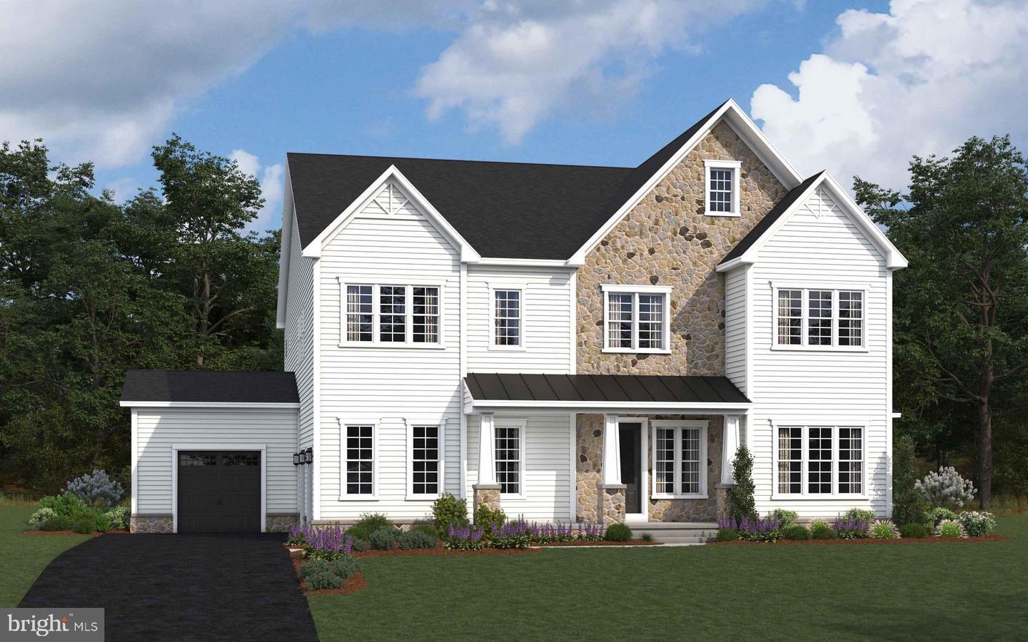 Property Photo: 11740 Parkgate Drive VA 20181