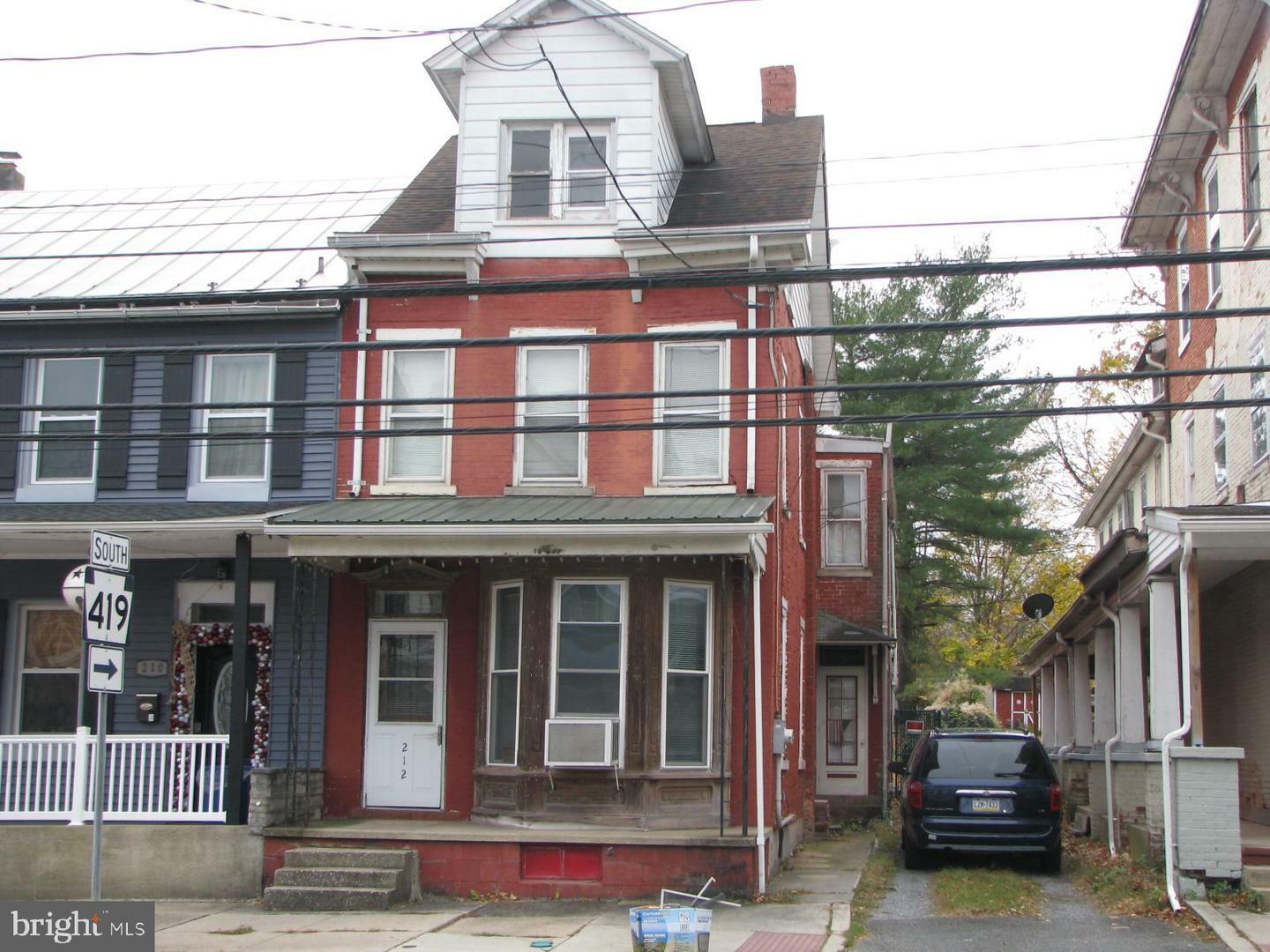 Property Photo:  212 W High Street  PA 19567 