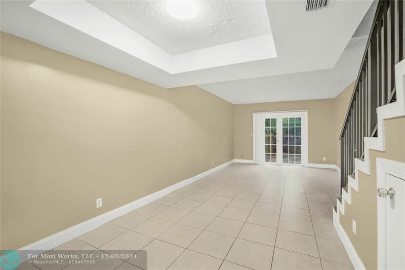 Property Photo:  6111 SW 42nd Ct  FL 33314 