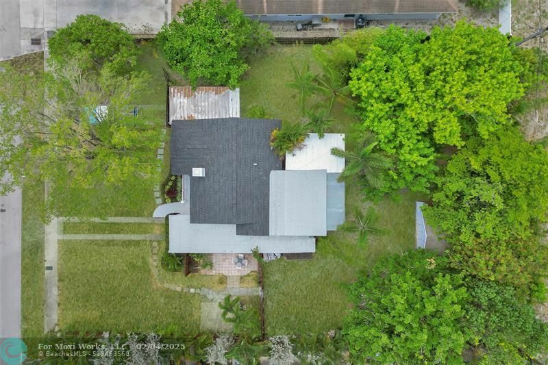 Property Photo:  1023 NW 2nd Ave  FL 33311 