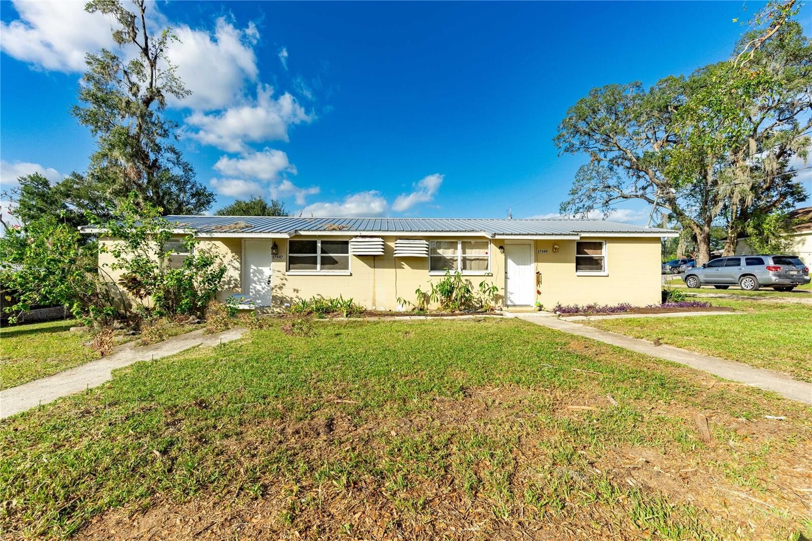 Property Photo:  37047 Florida Avenue  FL 33525 
