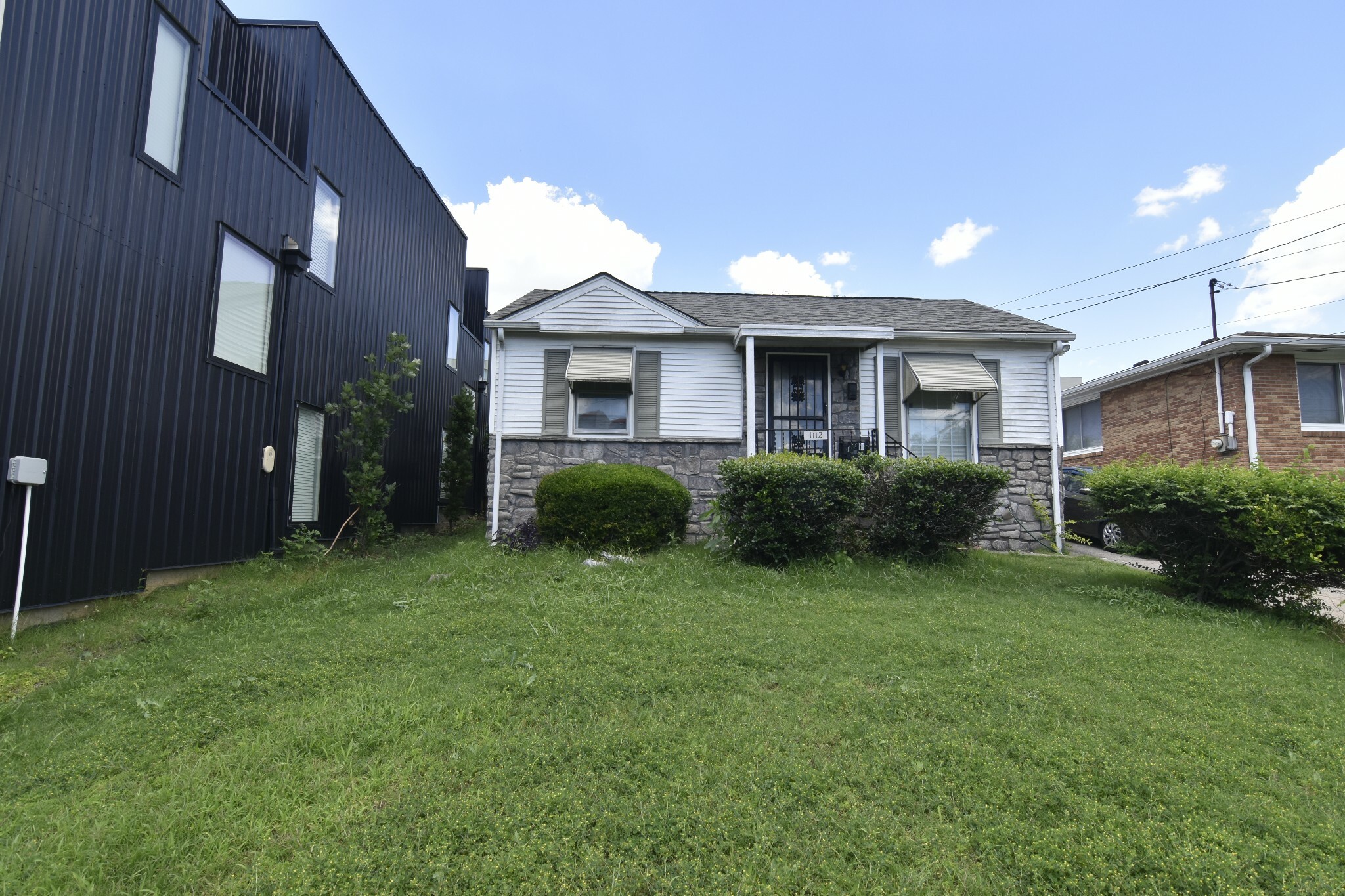 Property Photo:  1112 W Grove Ave  TN 37203 