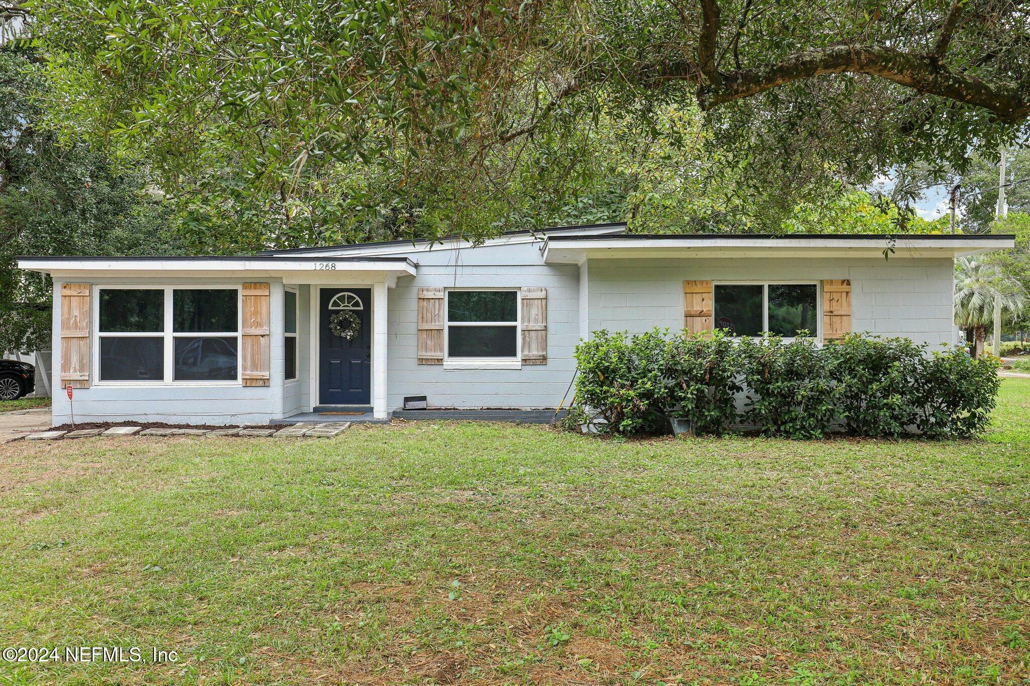 Property Photo:  1268 King Arthur Road  FL 32211 