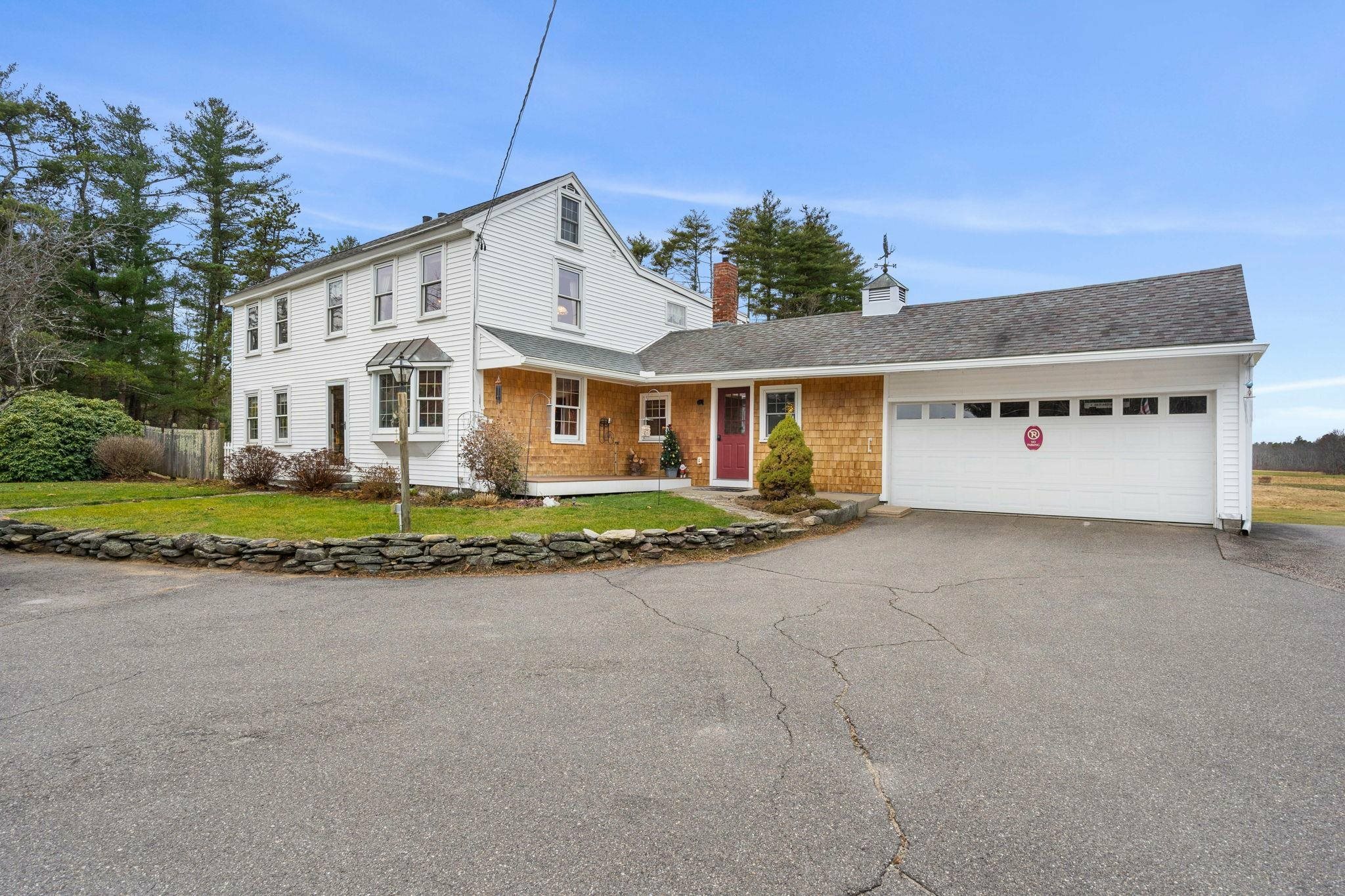 Property Photo:  288-288A S Merrimack Road  NH 03049 