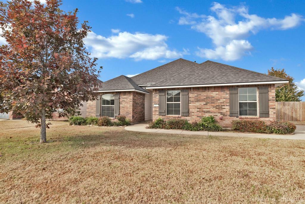 Property Photo:  3802 Pickering Pass Drive  LA 71111 