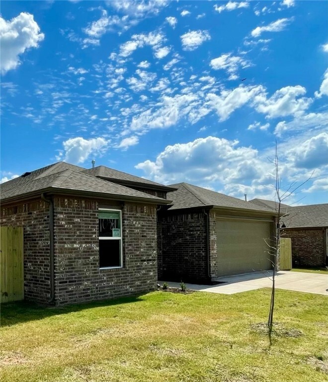 Property Photo:  240 N Yona Lane  AR 72730 