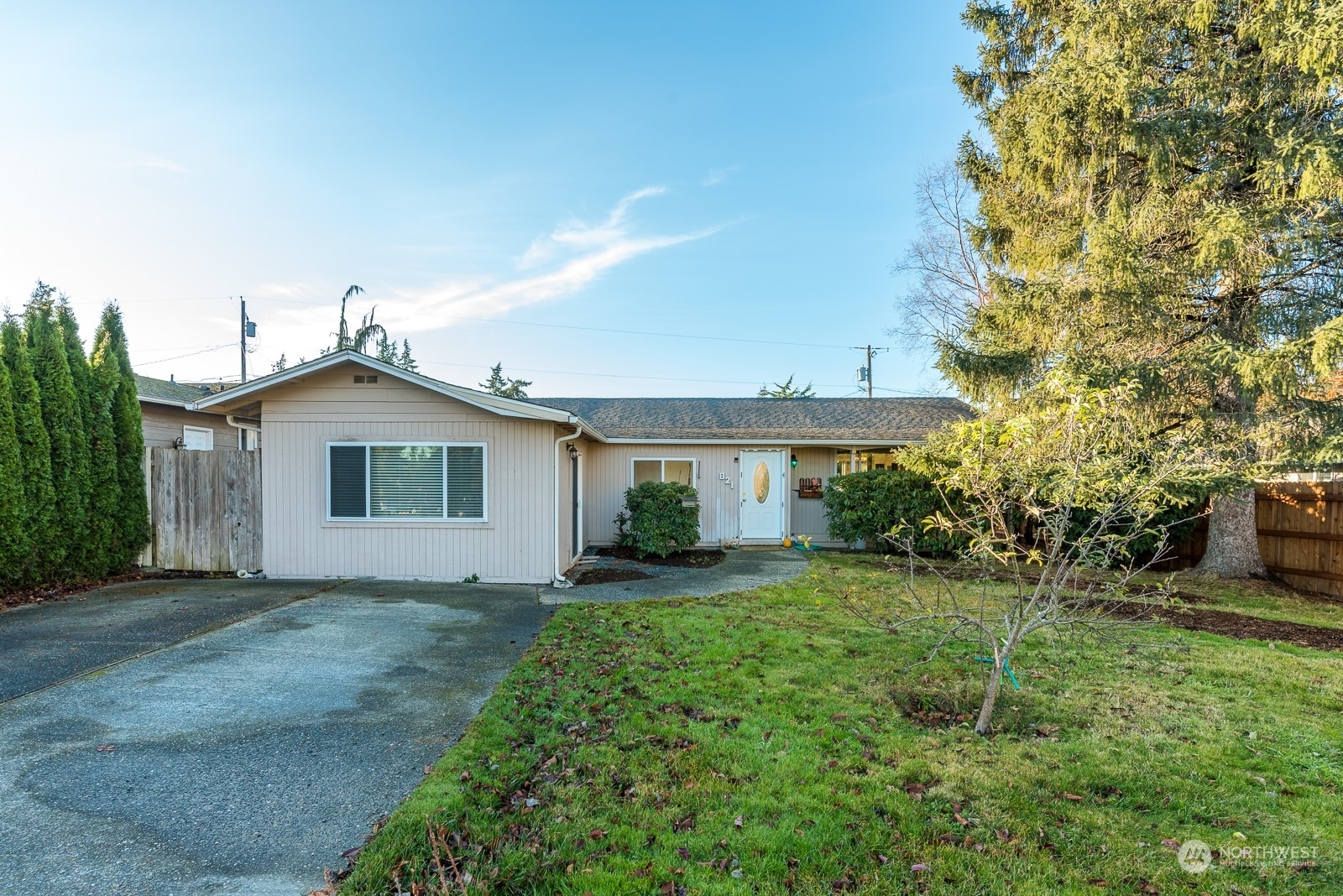 Property Photo:  821 N 16th Street  WA 98273 