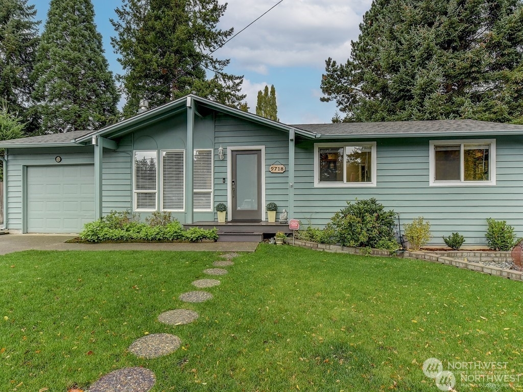 Property Photo:  9718 NE 124th Street  WA 98034 