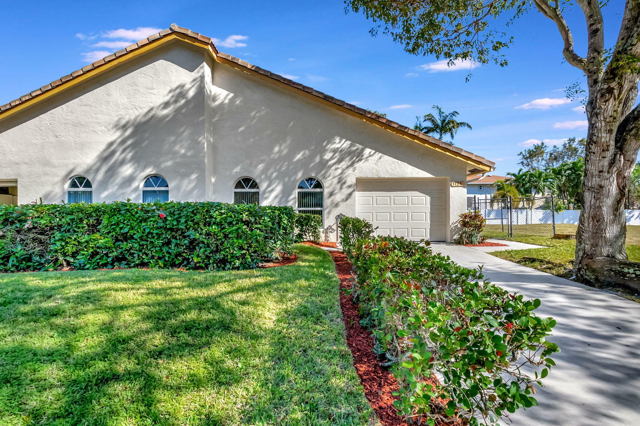 Property Photo:  3123 Florida Boulevard  FL 33483 