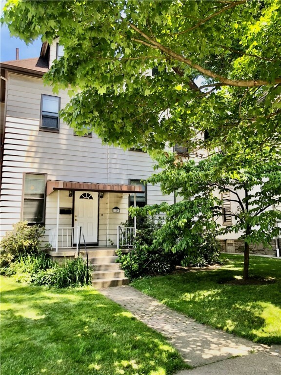 Property Photo:  609 Summerlea St  PA 15232 