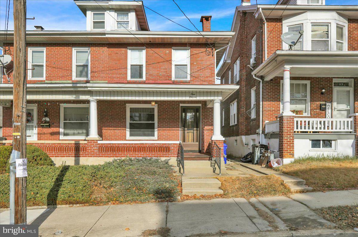 Property Photo:  111 Arlington Street  PA 19611 