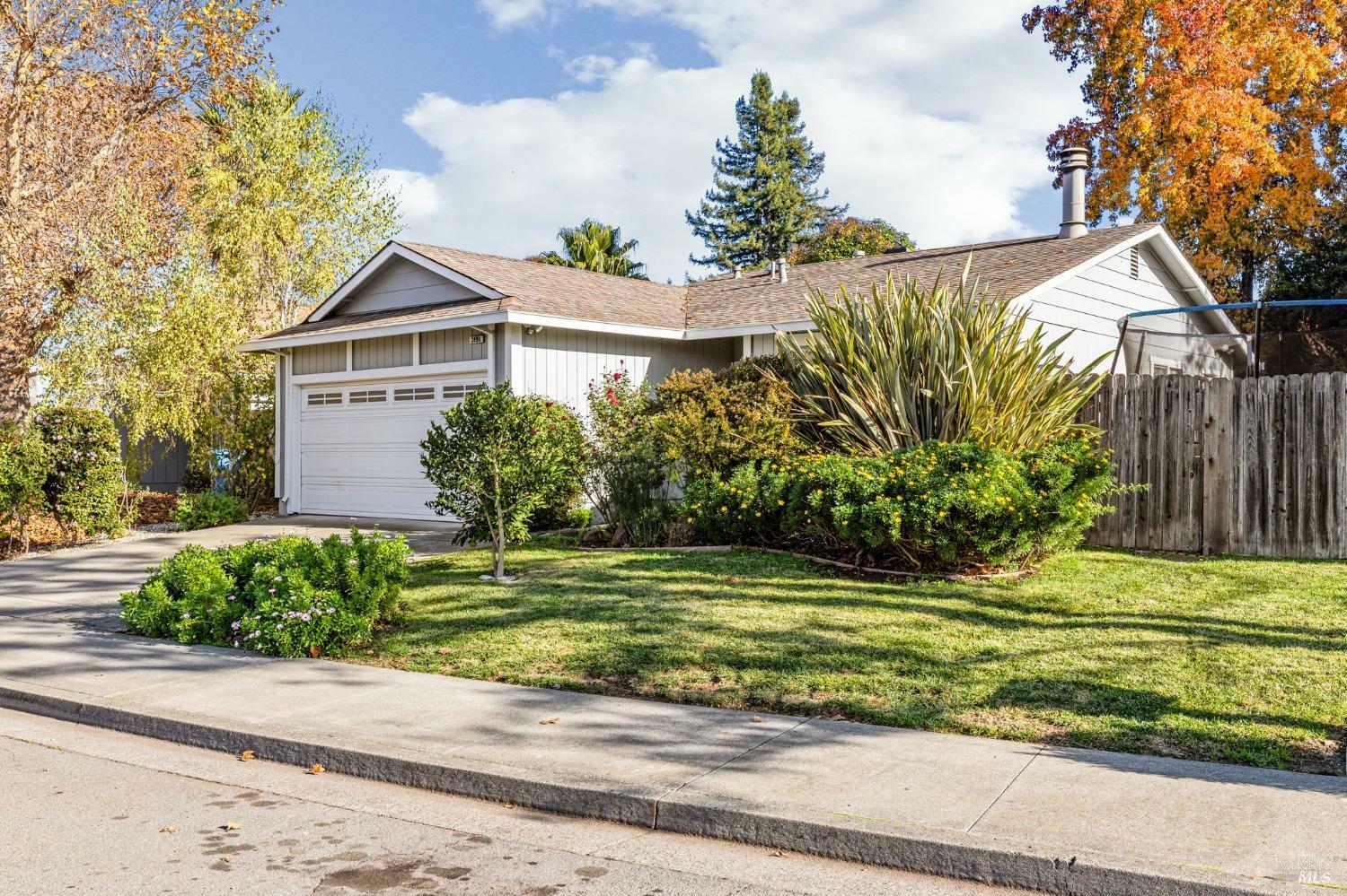 Property Photo:  2498 Copperfield Drive  CA 95401 