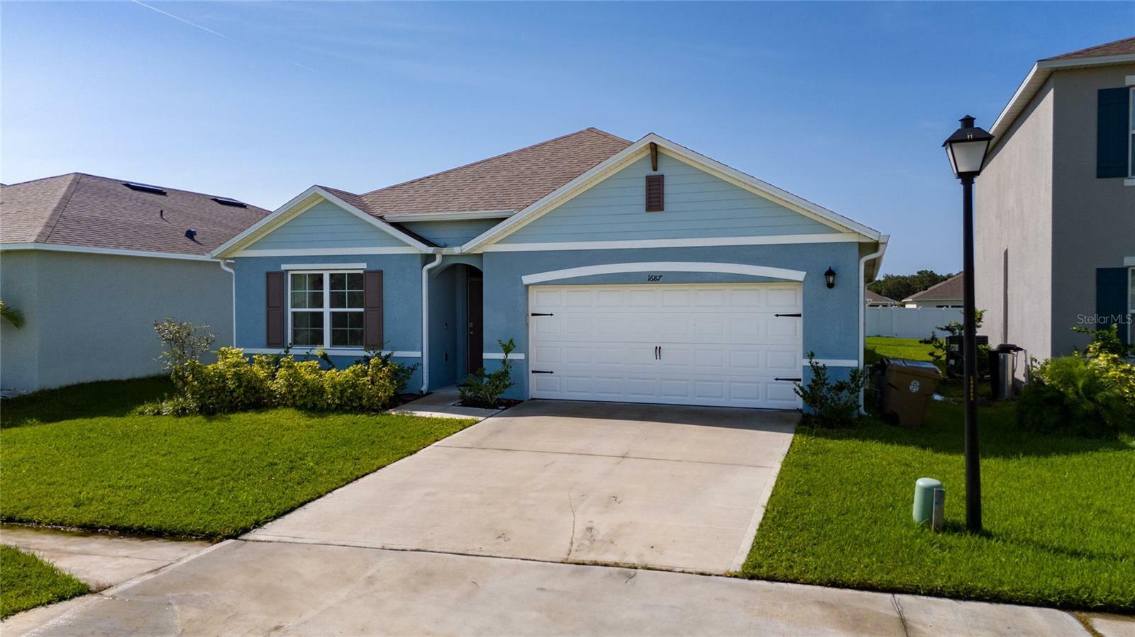 Property Photo: 1687 Park Side Avenue FL 34744