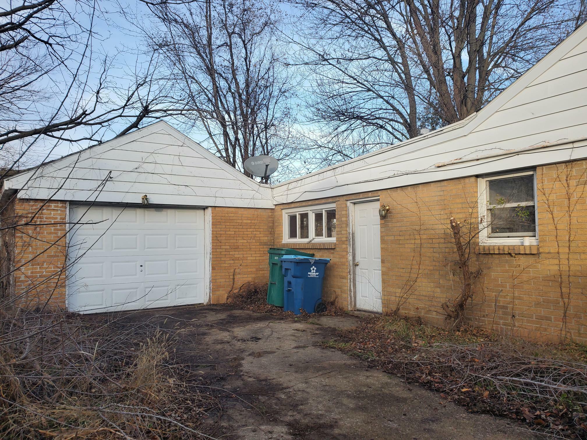 Property Photo:  523 Weeks Avenue  MI 49015 