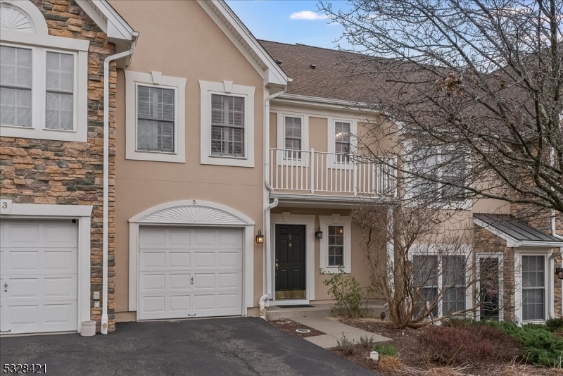 Property Photo:  5 Magnolia Way  NJ 07508 