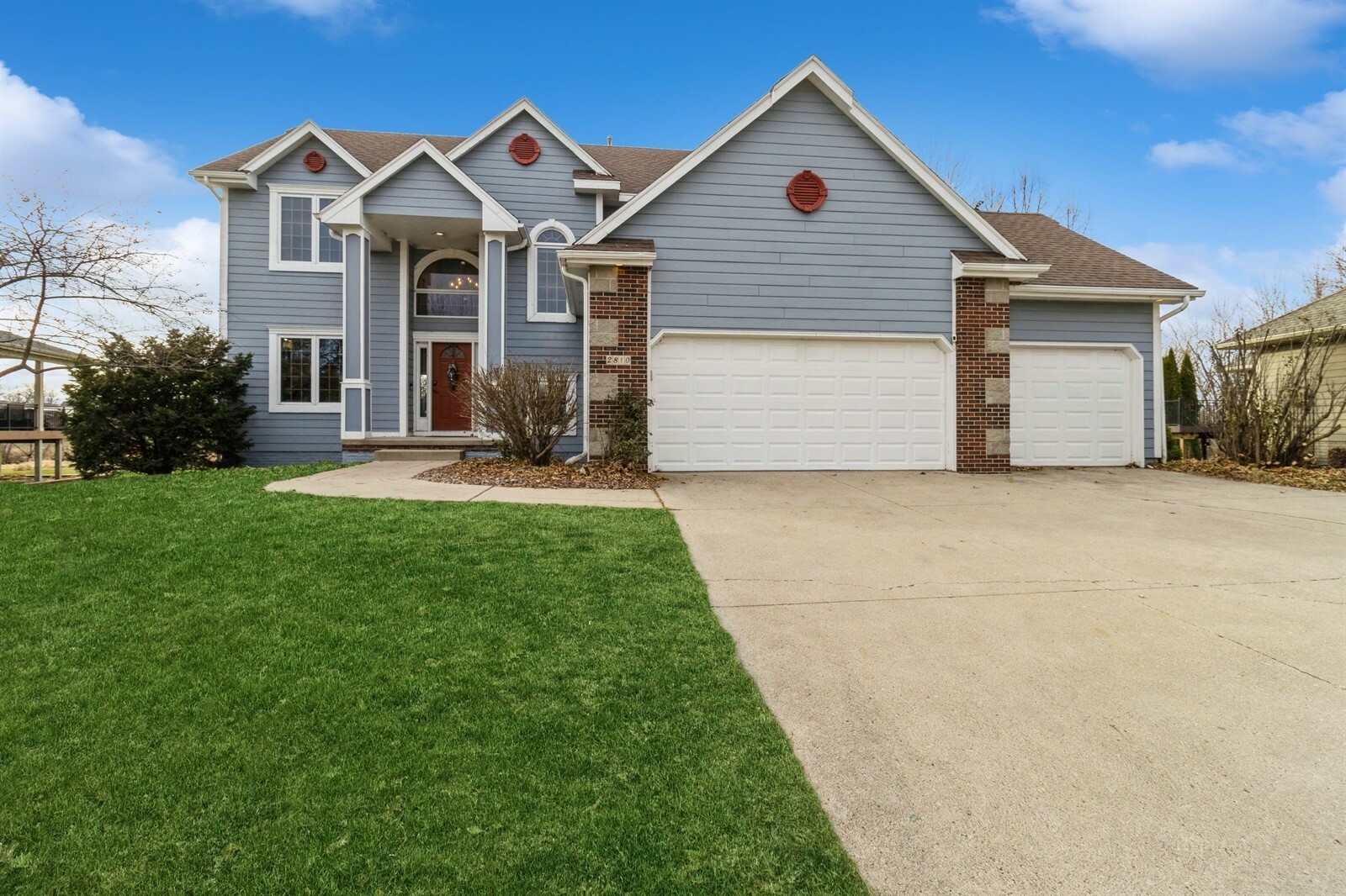 2810 NE Briarwood Drive  Ankeny IA 50021 photo