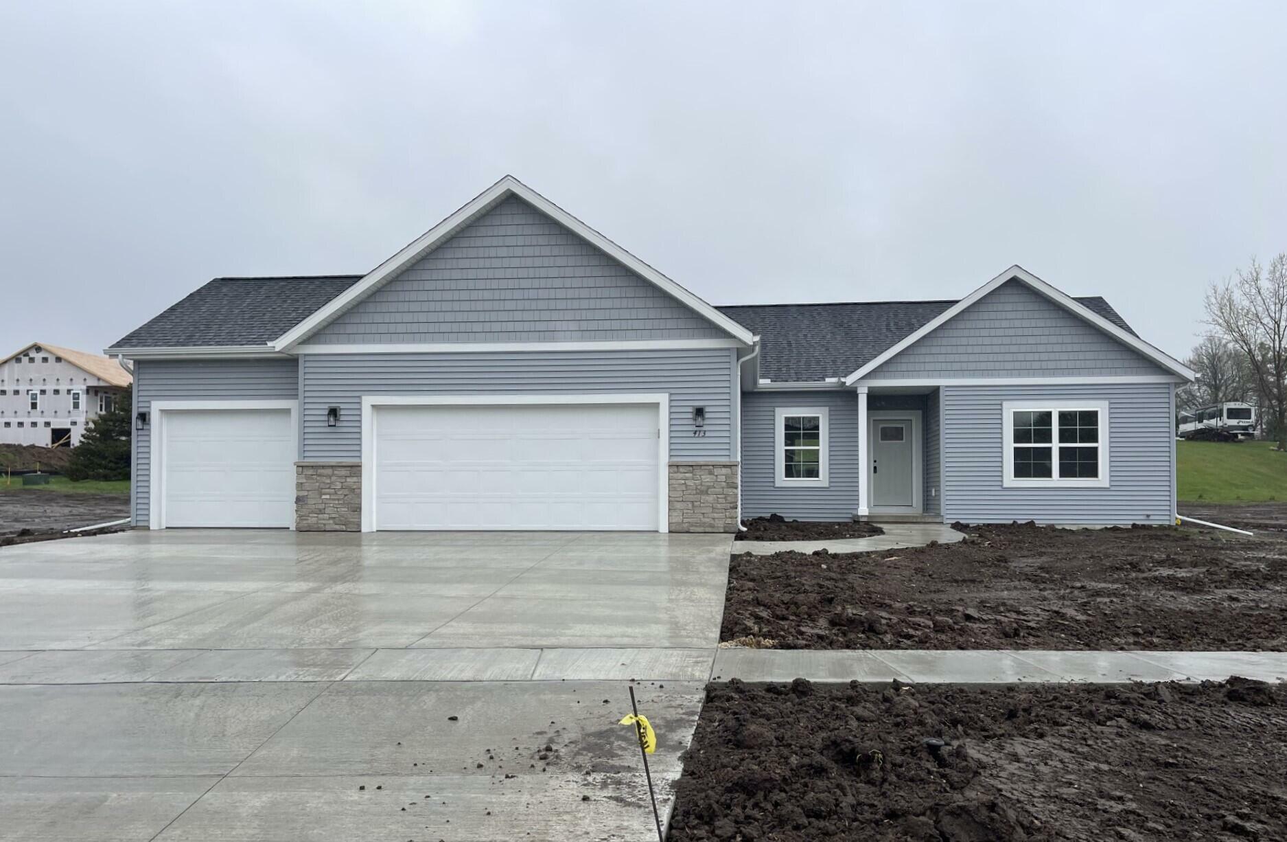 Property Photo: 413 Valley Dr WI 53091