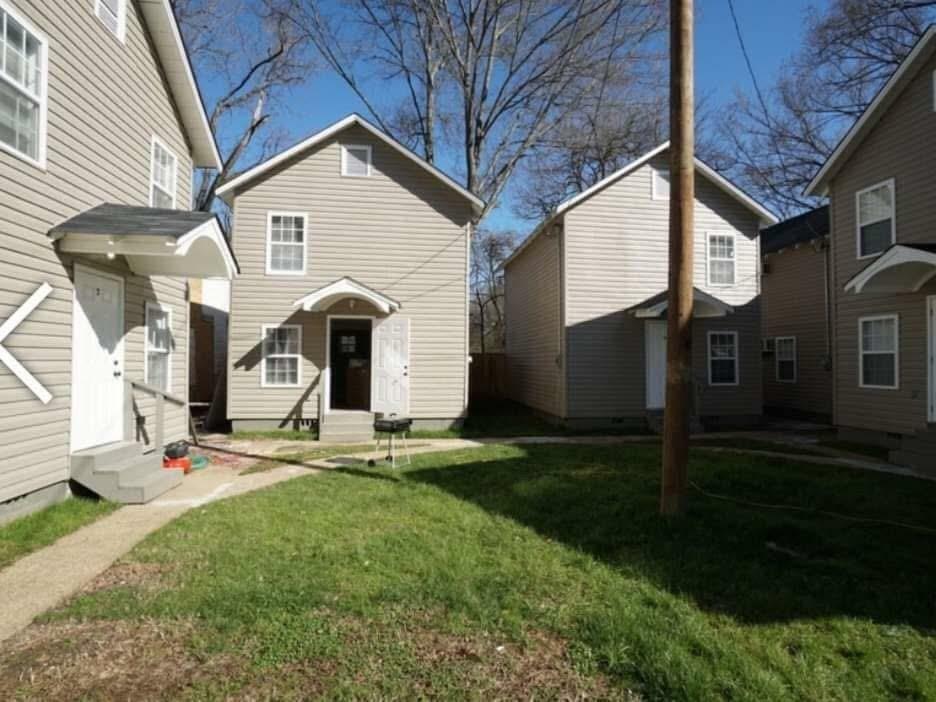 Property Photo:  330 Elm Street  MS 38901 