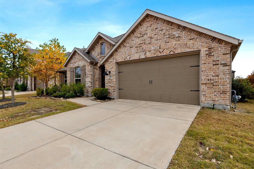 Property Photo:  1645 Castleford Drive  TX 75126 