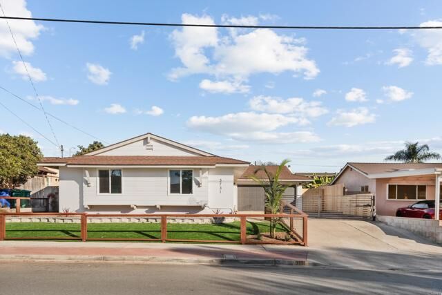 Property Photo: 3731 Mount Aladin Avenue CA 92111
