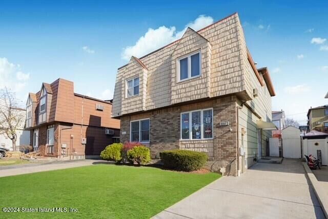 Property Photo:  299 Brookfield Avenue  NY 10308 