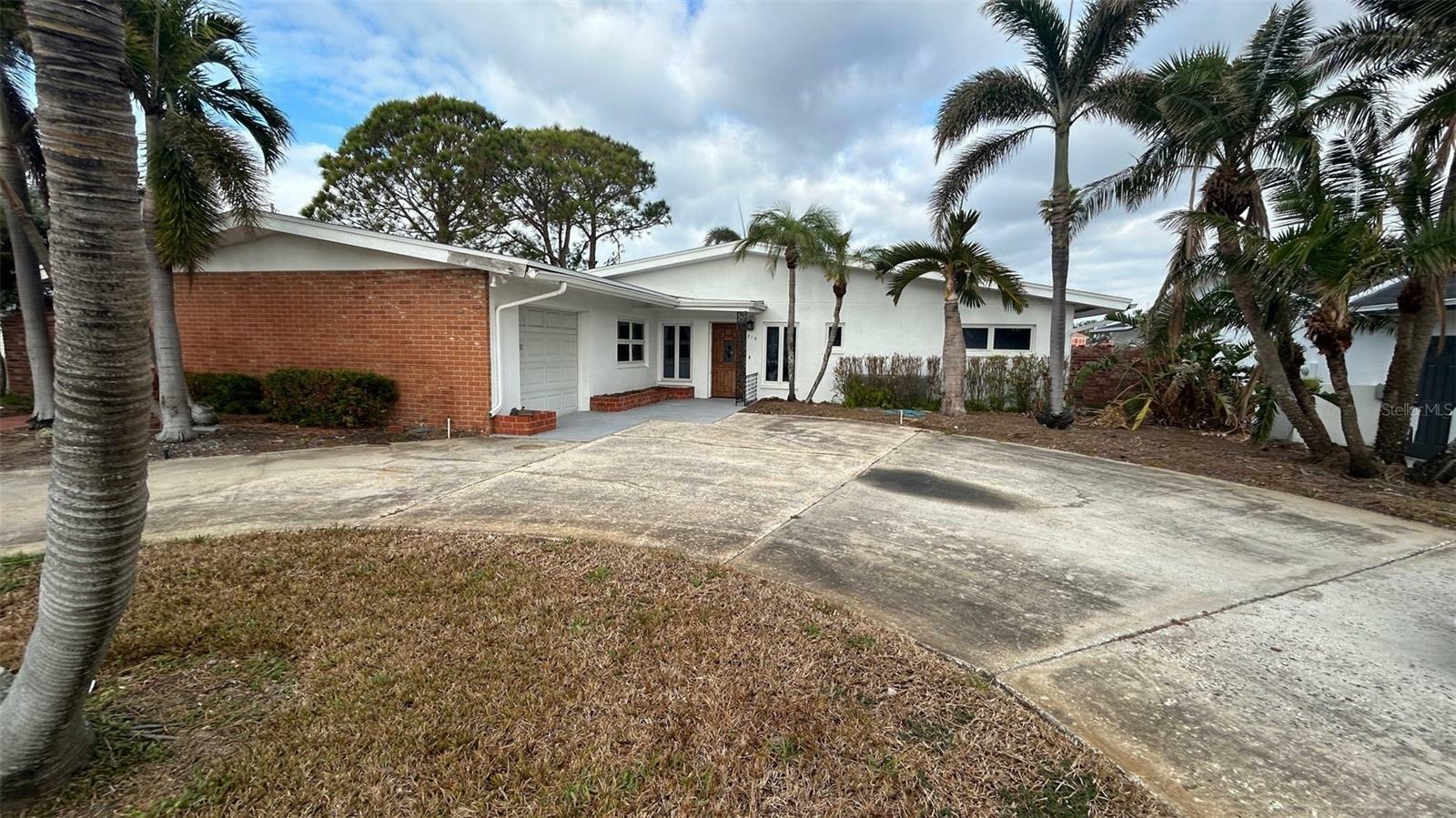 Property Photo:  719 59th Avenue  FL 33706 