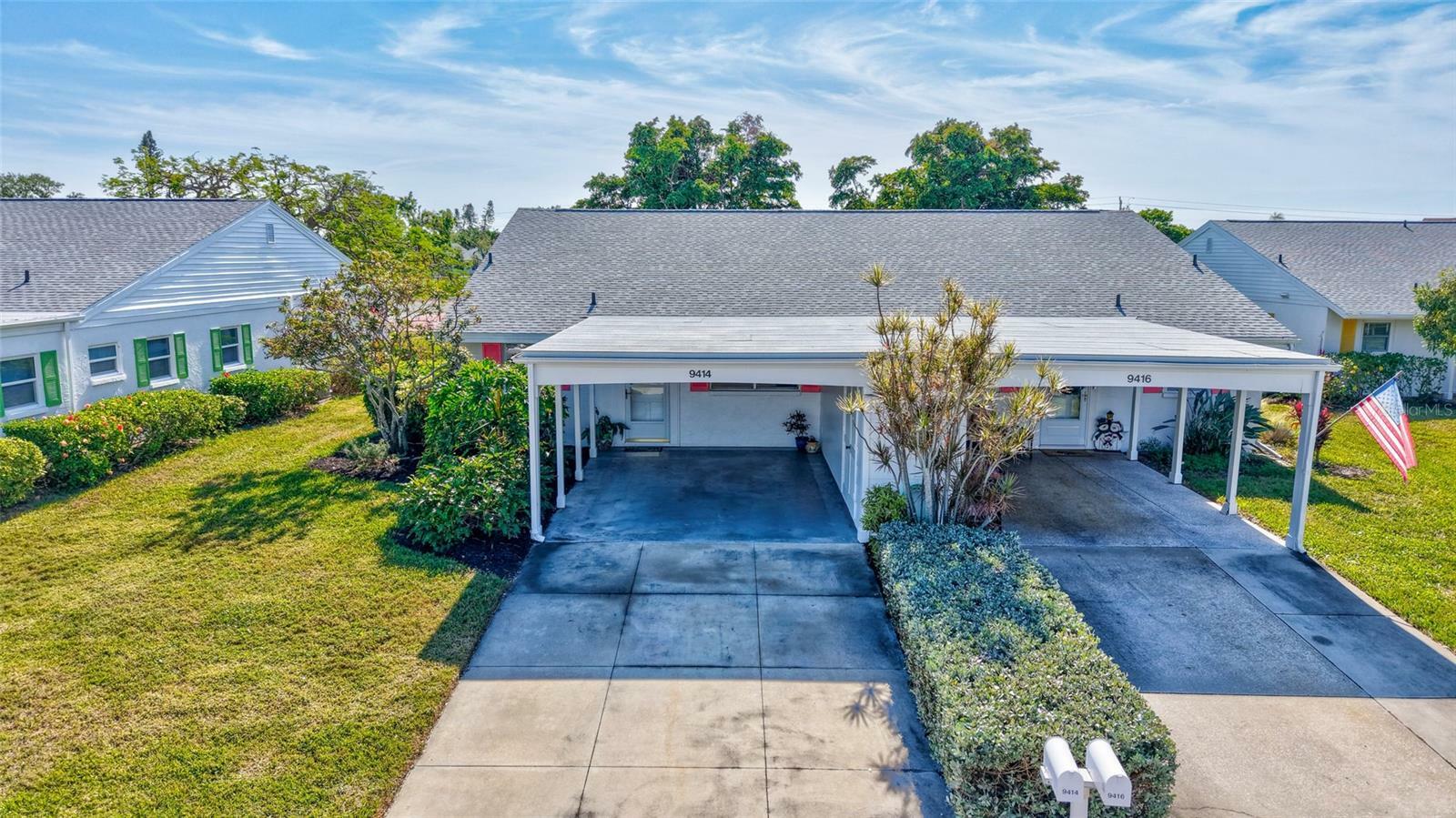 Property Photo:  9414 Andover Circle  FL 34210 