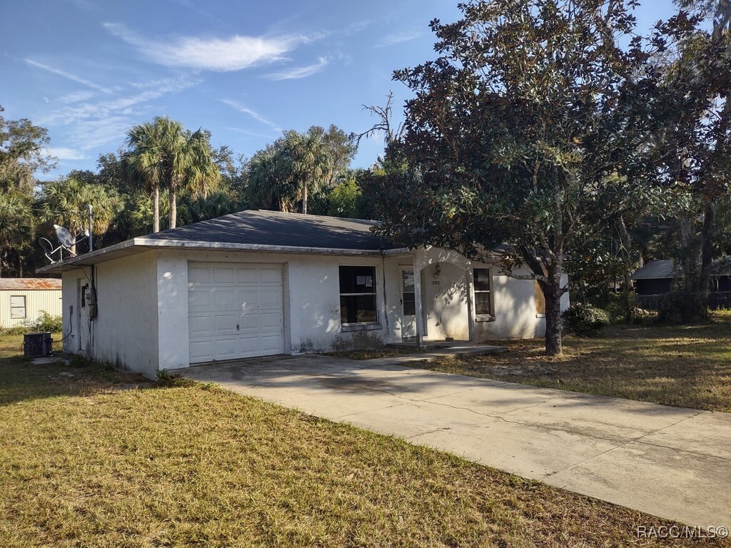Property Photo: 12315 N Margaret Terrace FL 34434