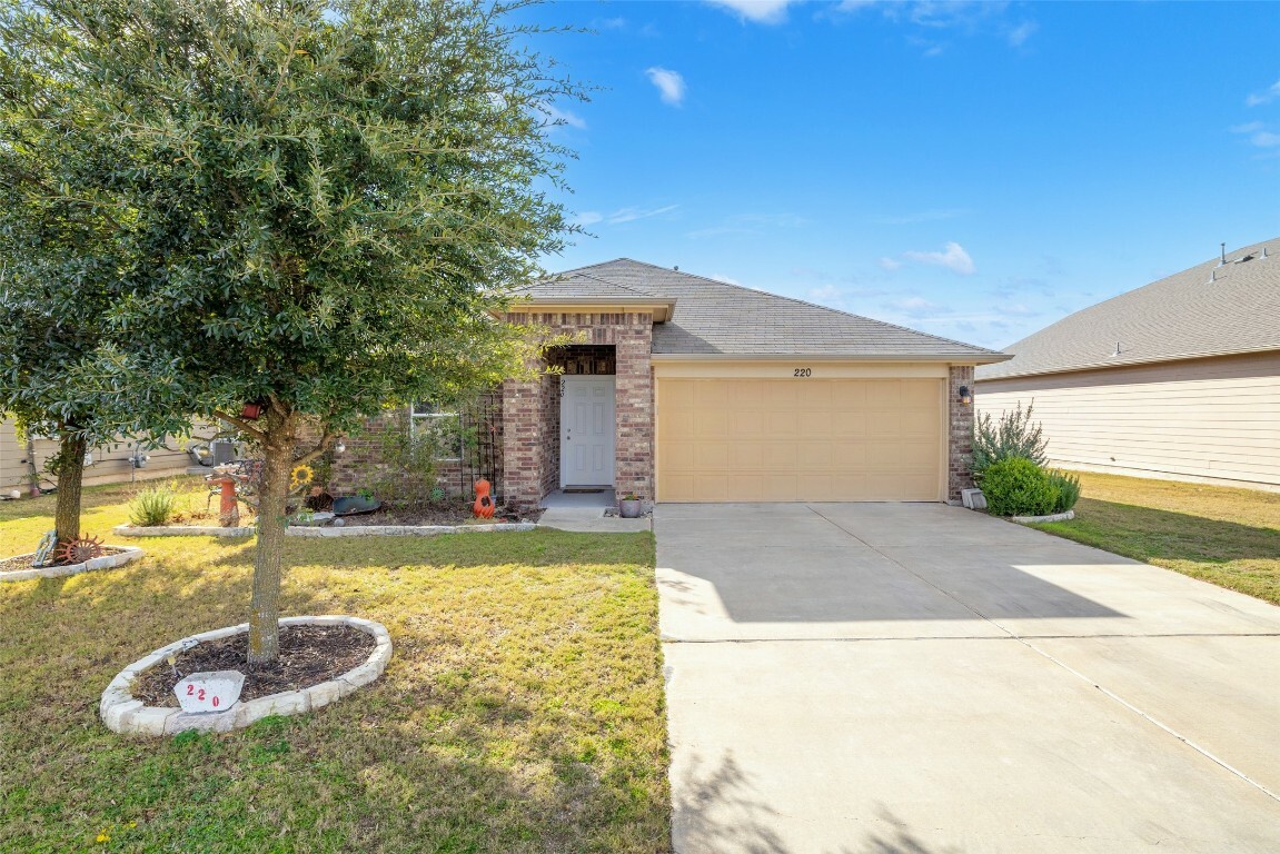 Property Photo:  220 Camellia Drive  TX 78634 