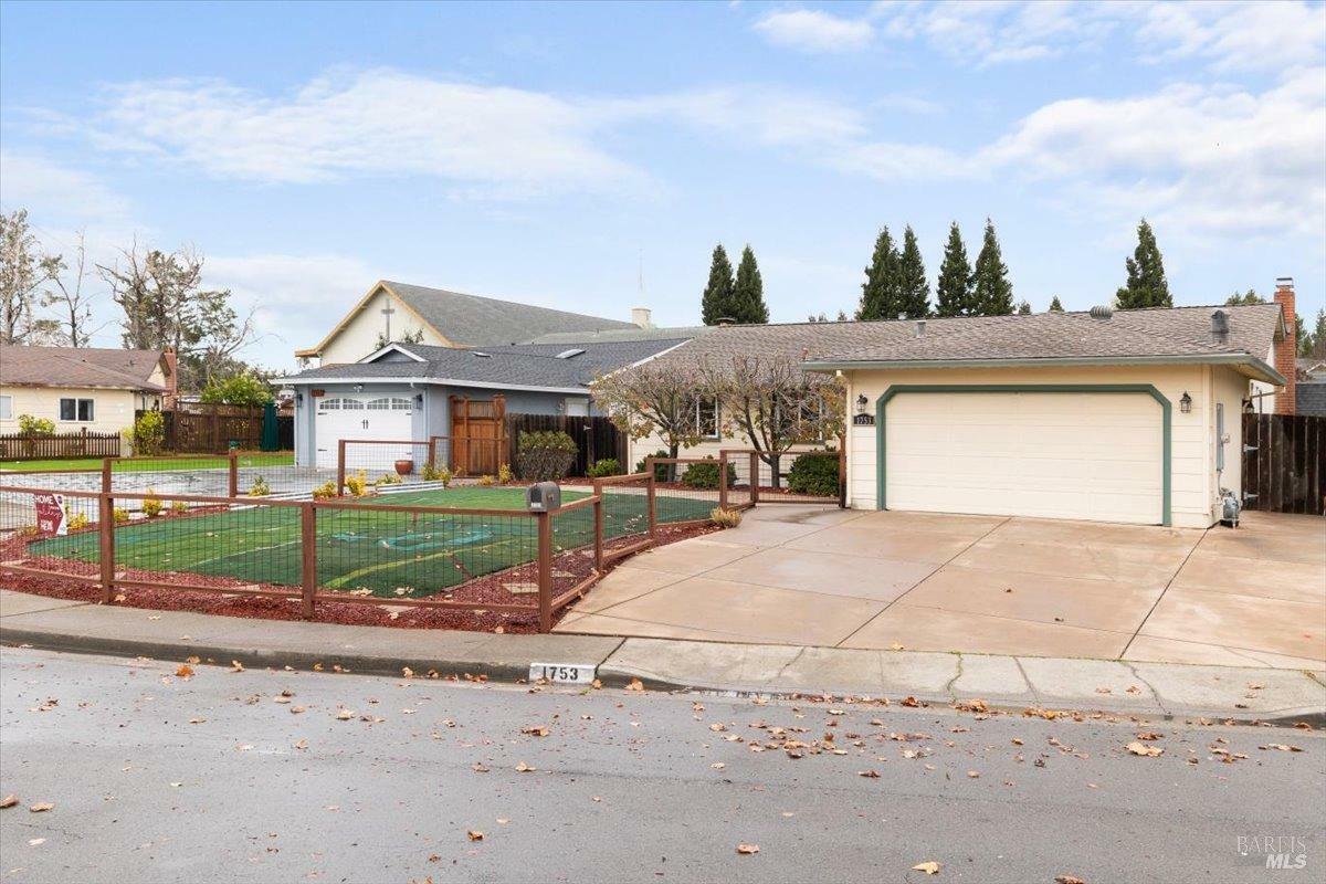 Property Photo:  1753 Pine Avenue  CA 94954 