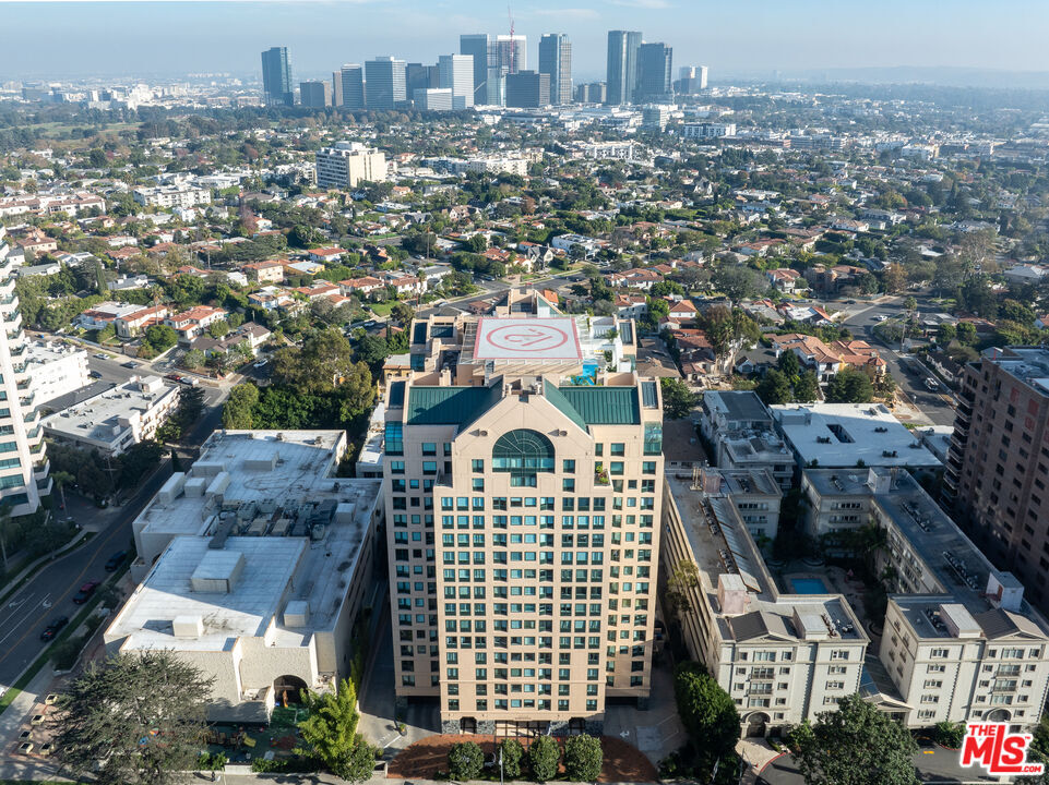 Property Photo: 10520 Wilshire Blvd 1501 CA 90024