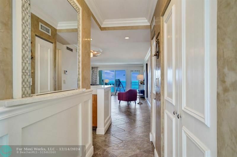 Property Photo: 750 N Ocean Blvd 1403 FL 33062