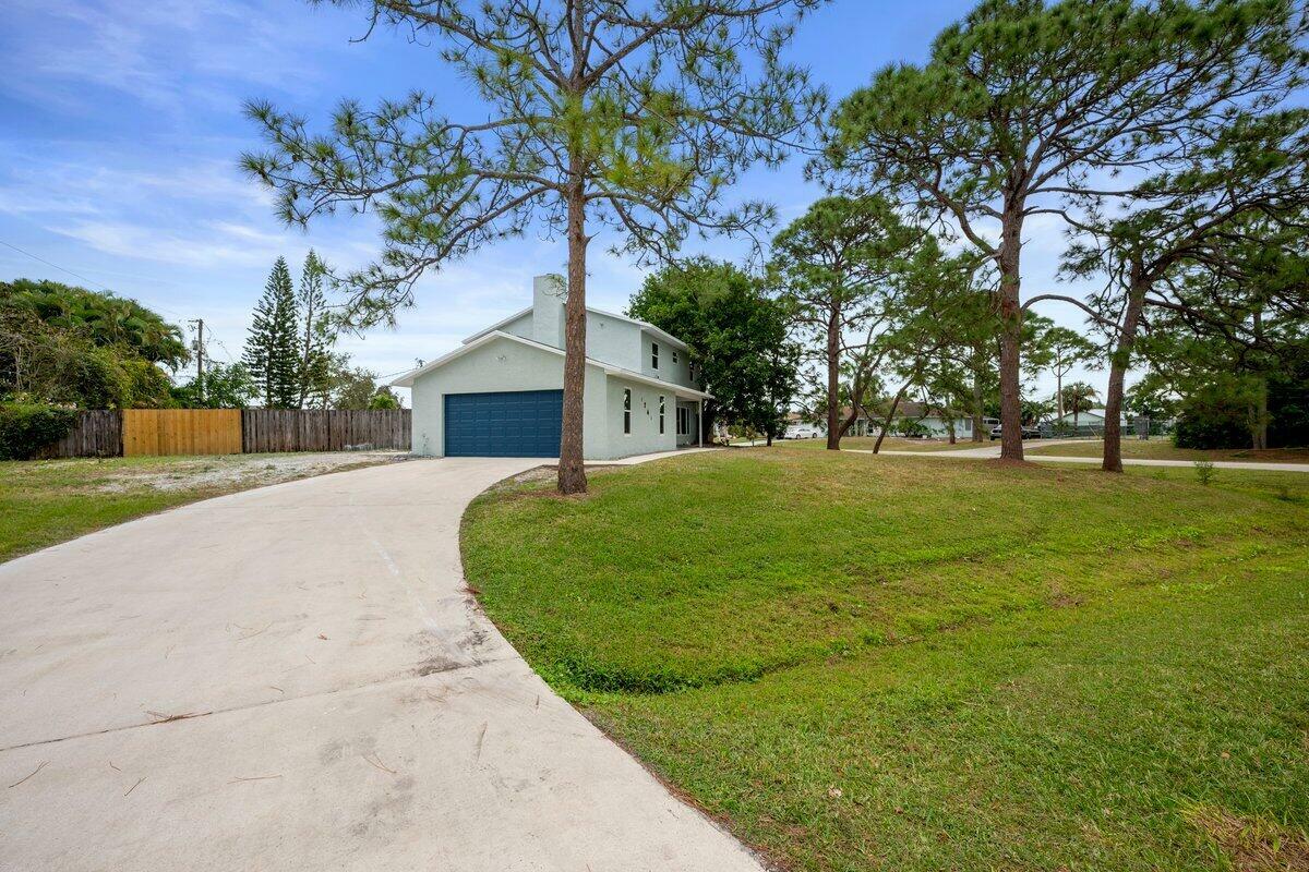 Property Photo: 1741 SW Brisbane Street FL 34984