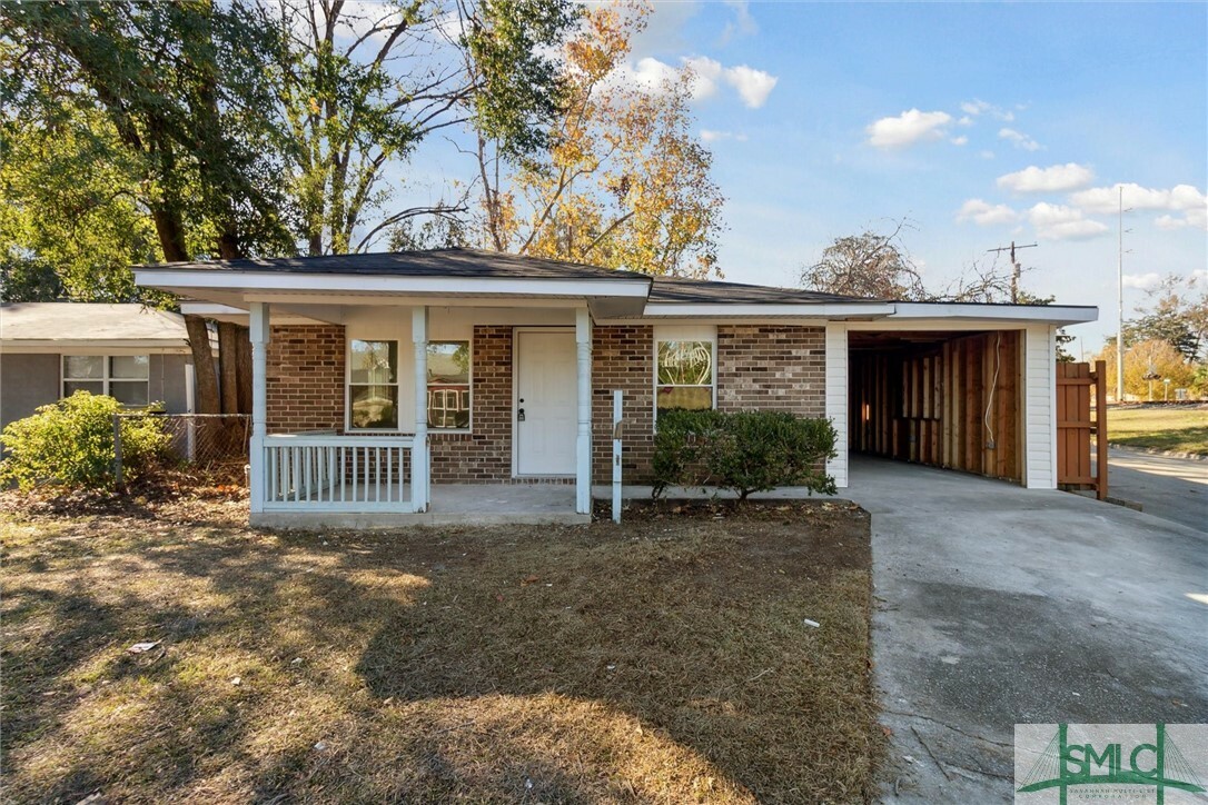 Property Photo:  601 E 31st Street  GA 31401 