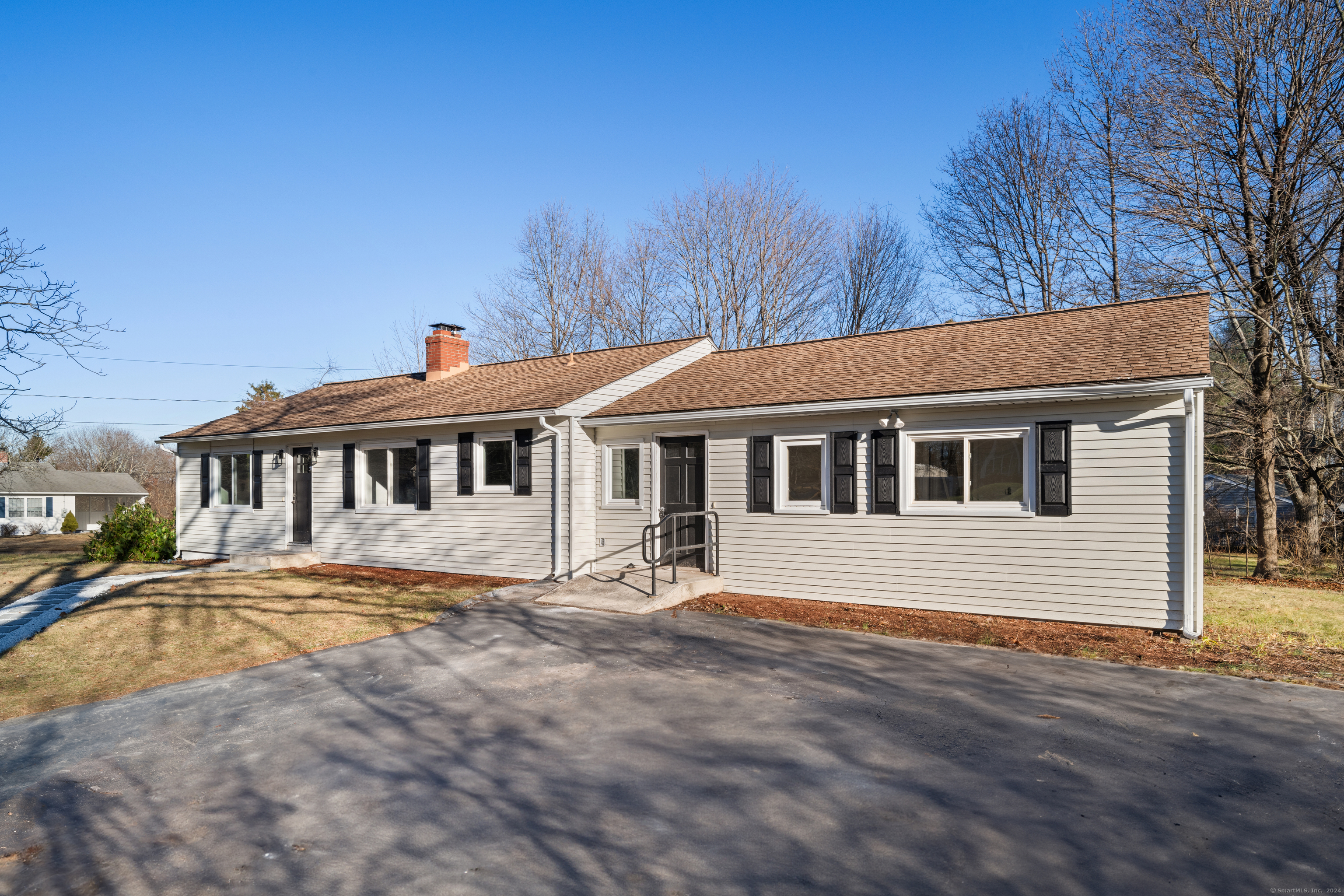 Property Photo:  51 Mohawk Drive  CT 06492 