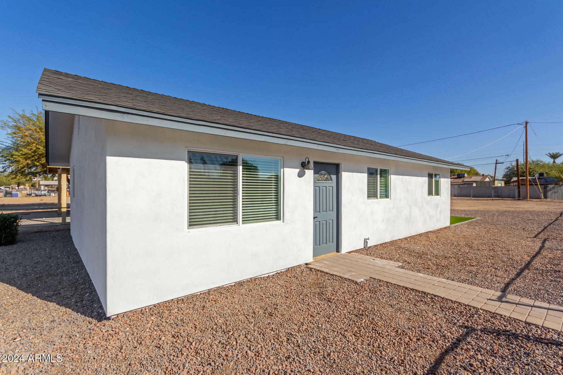 Property Photo:  499 S Washington Street  AZ 85225 