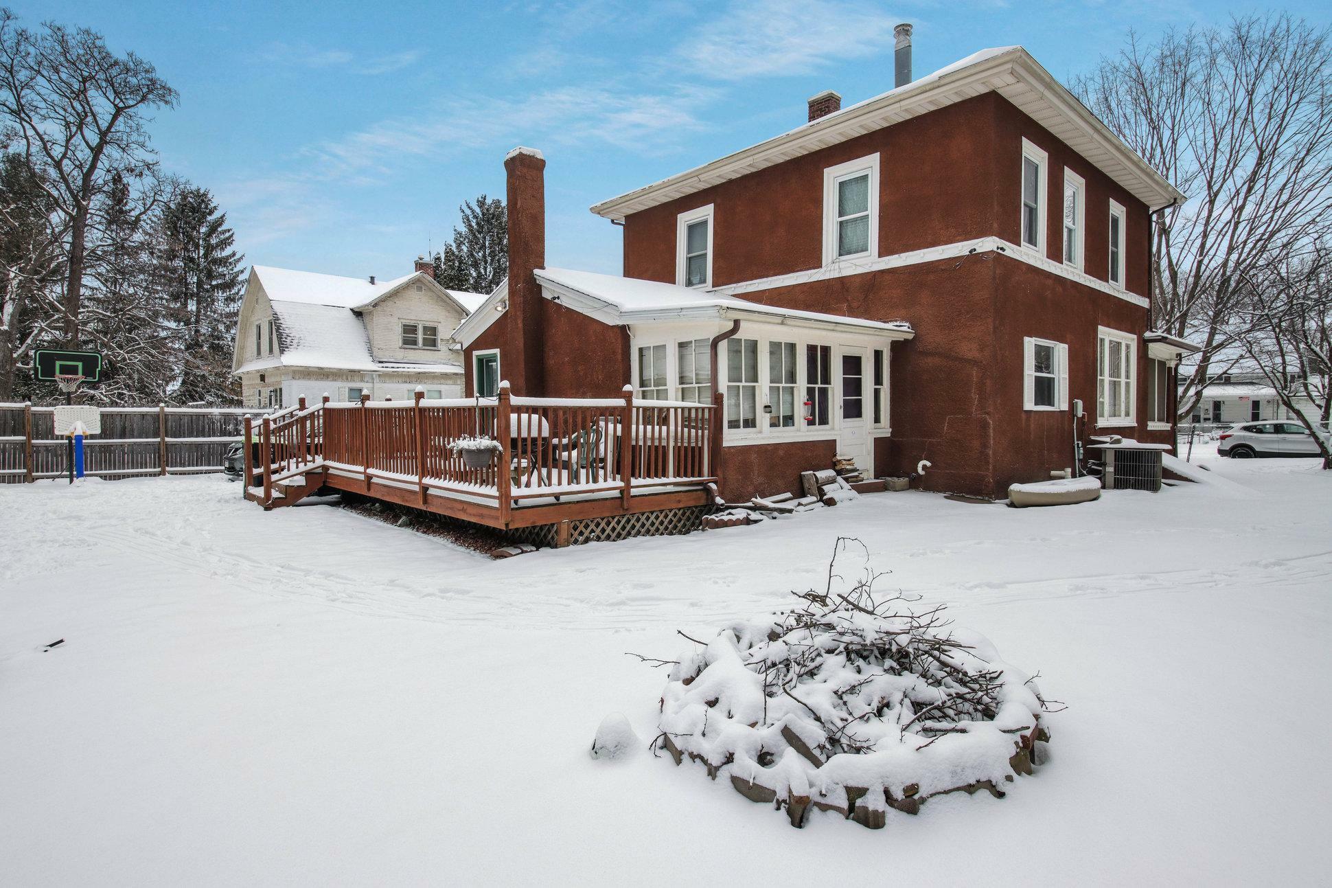 Property Photo:  623 1st Avenue  WI 54736 