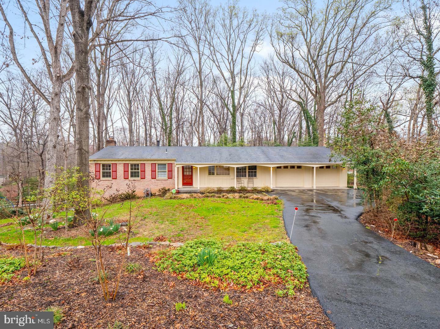 Property Photo:  2423 Pony Lane  VA 20191 