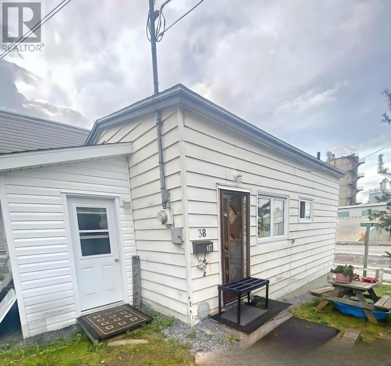 Property Photo:  38 Station Road  NL A2H 1A3 