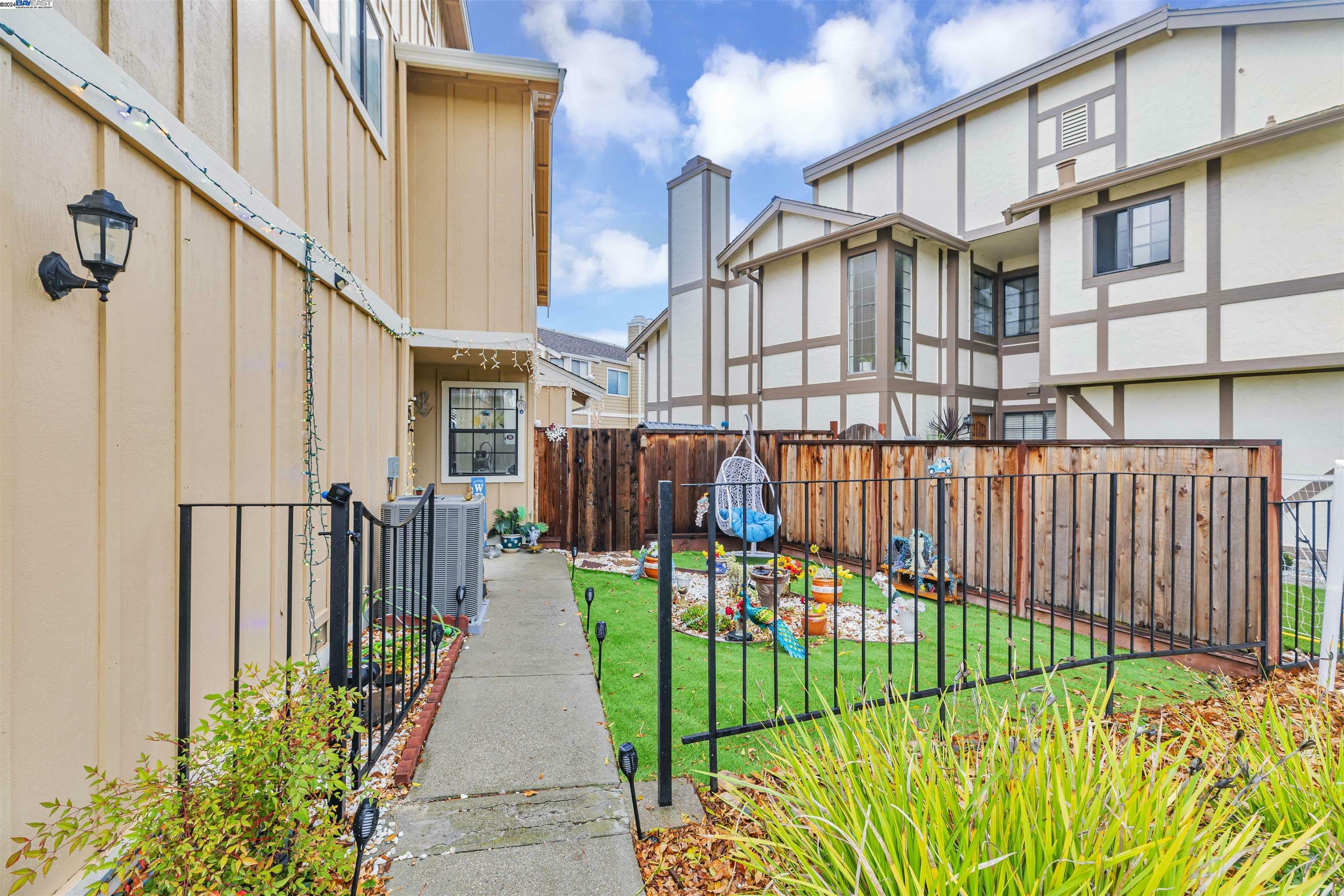 Property Photo:  735 Folsom Cir  CA 95035 