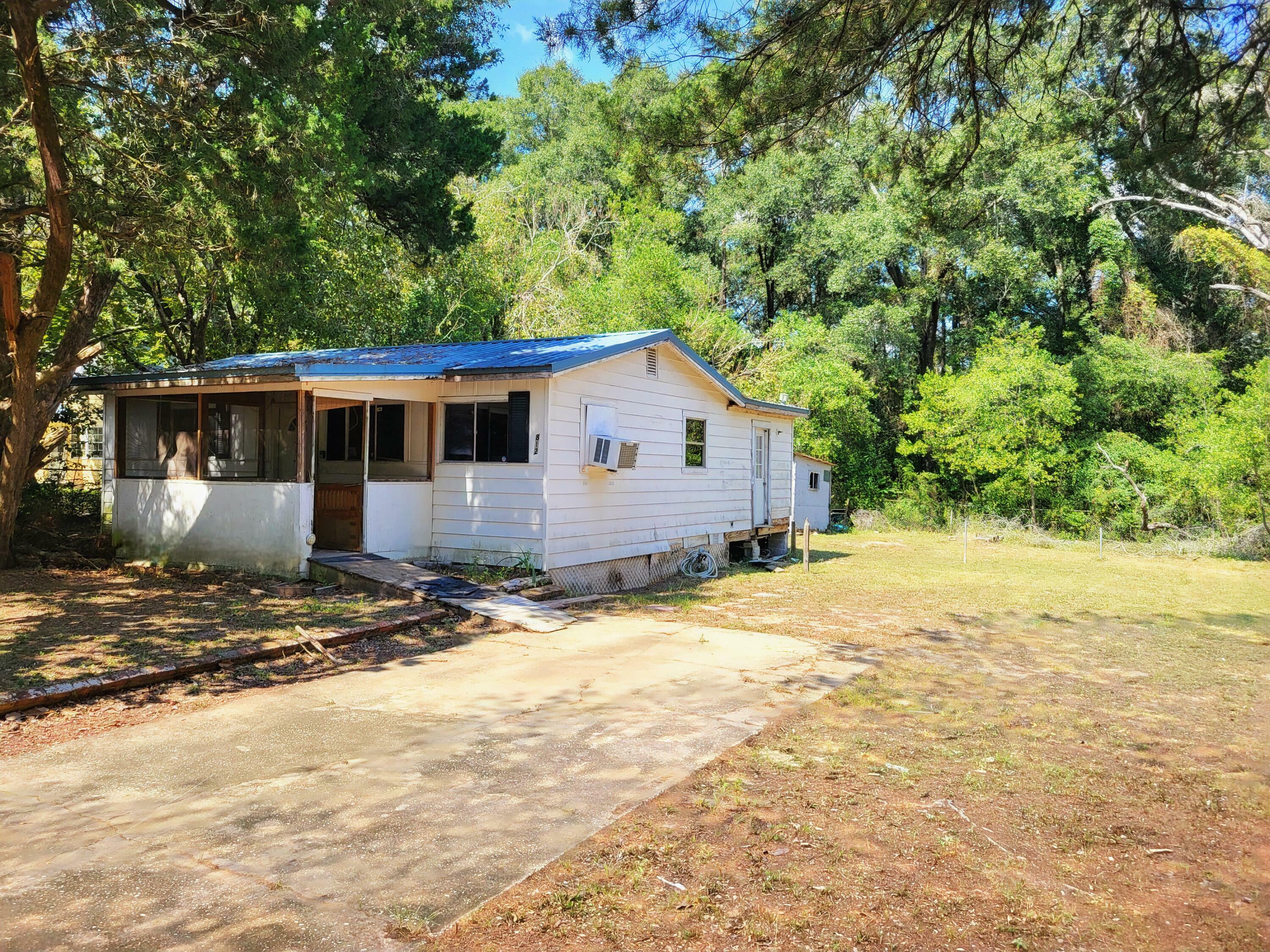 812 E Edney Avenue  Crestview FL 32539 photo