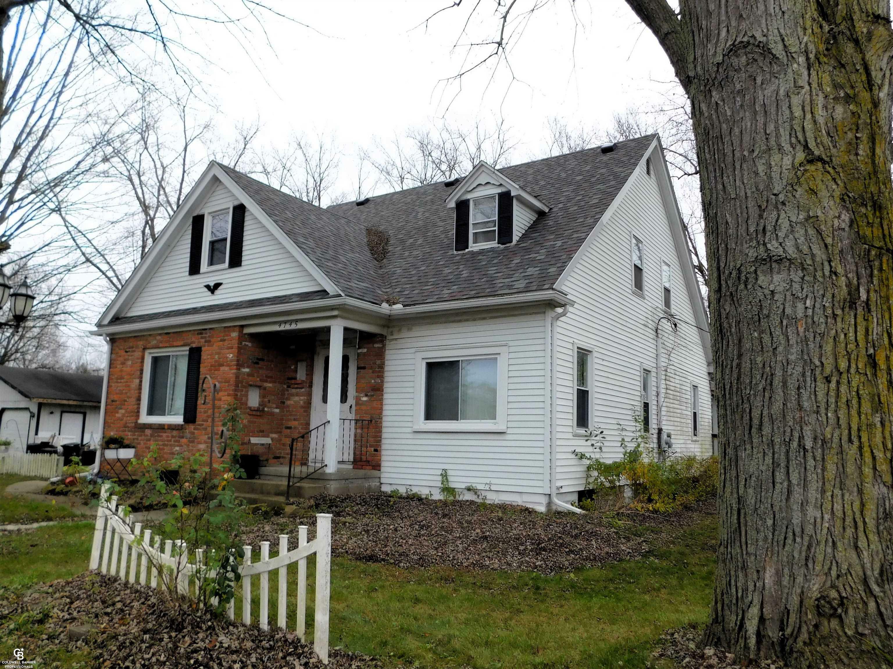 Property Photo:  4745 Fish Rd Road  MI 48074 