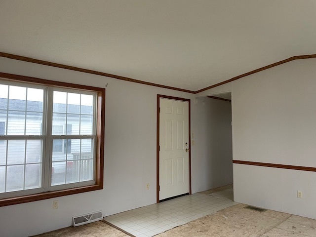 Property Photo:  740 Cherokee Trail  IL 60152 